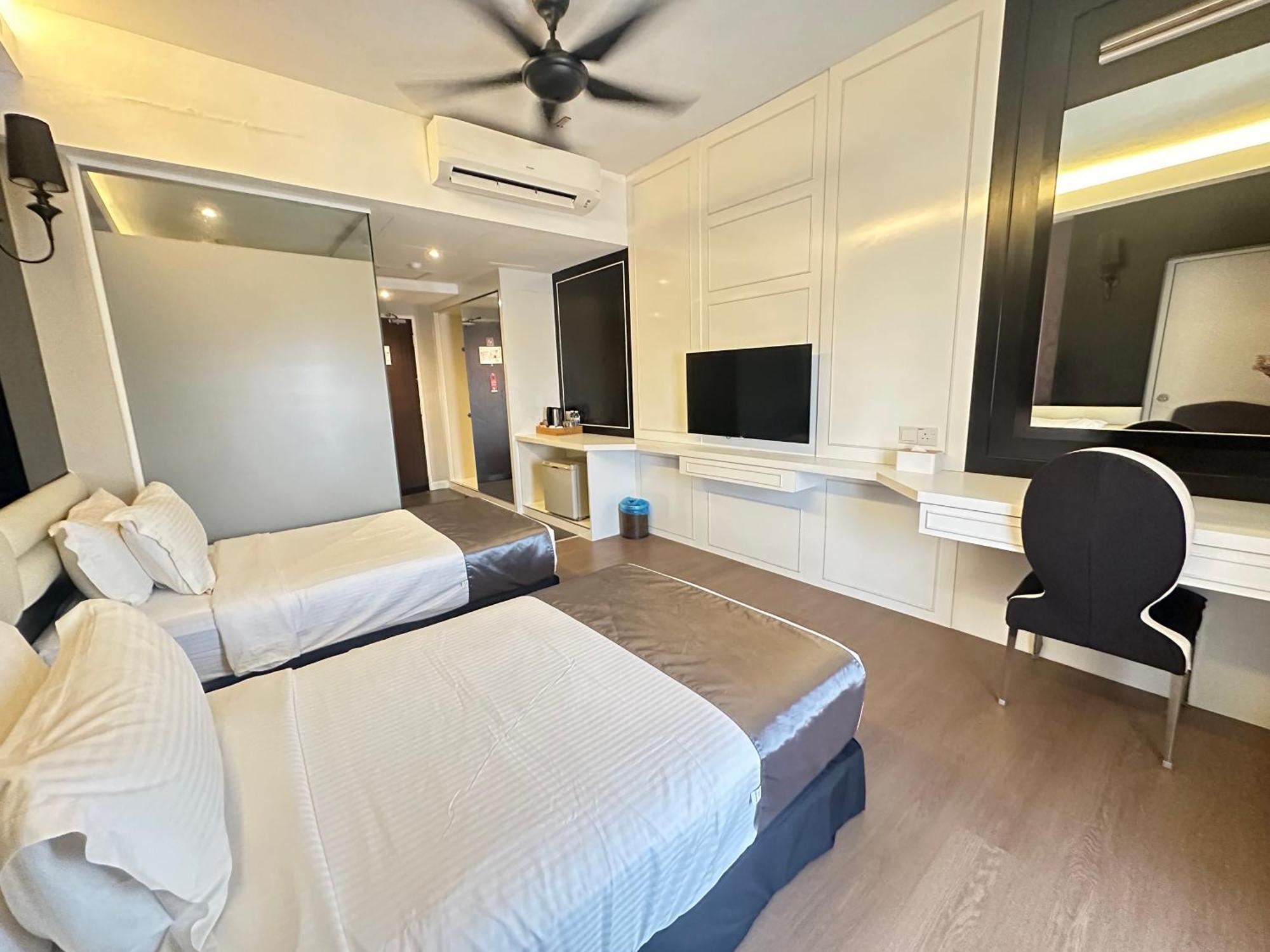 The Sterling Boutique Hotel Melaka Extérieur photo